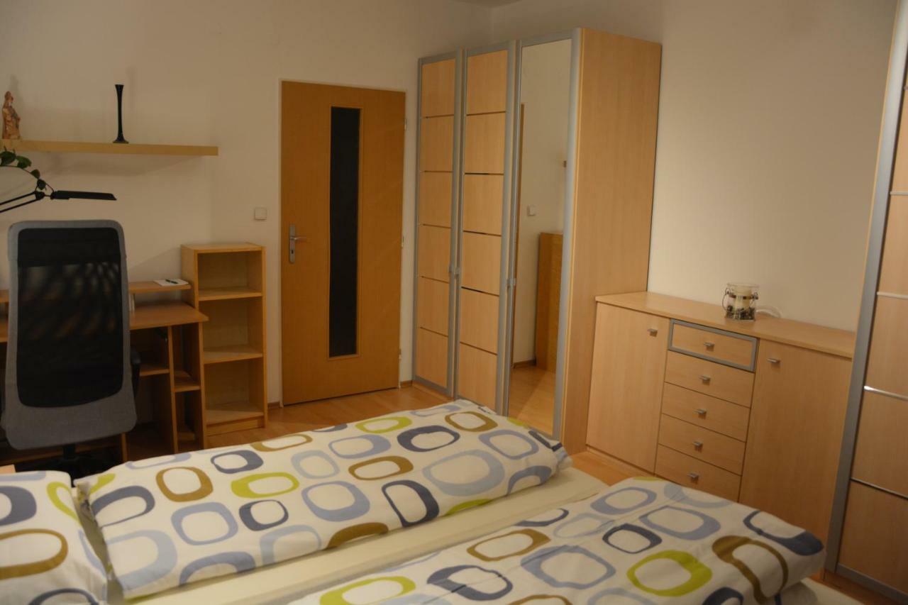 Apartmán Zderadova Brünn  Kültér fotó